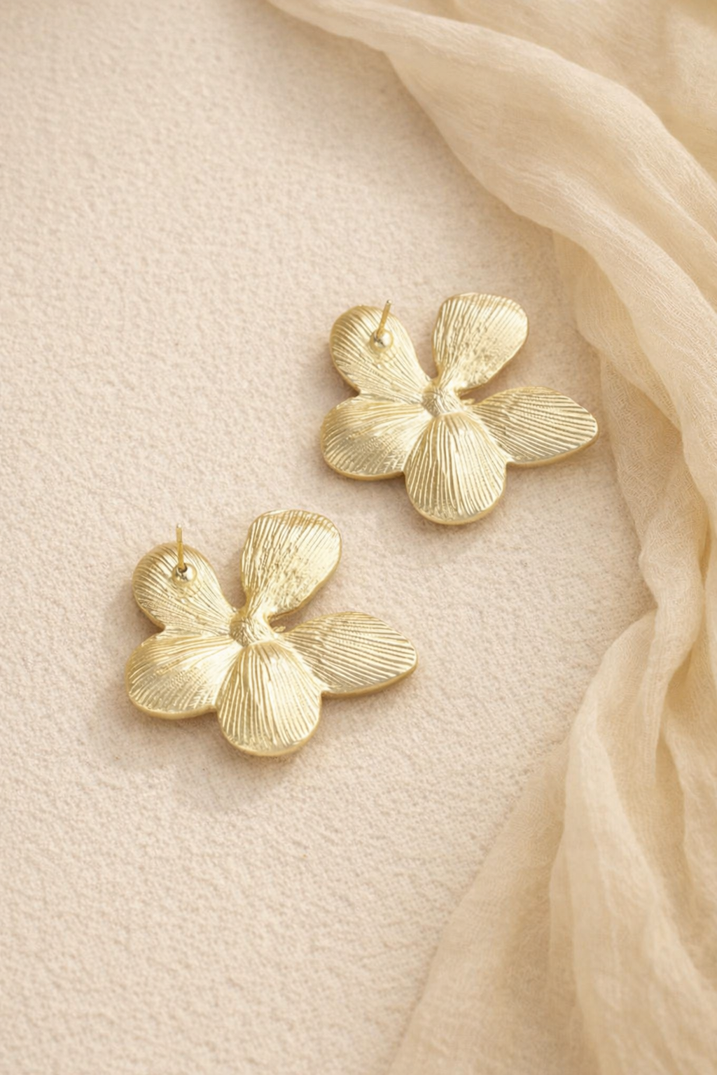 Alora Flower Earrings