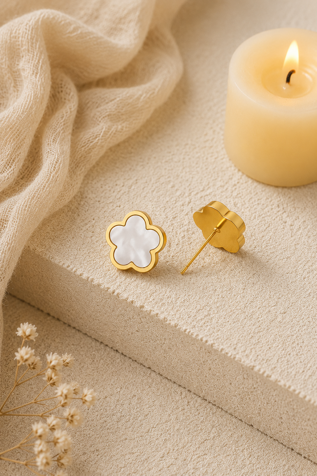 Clover White Studs