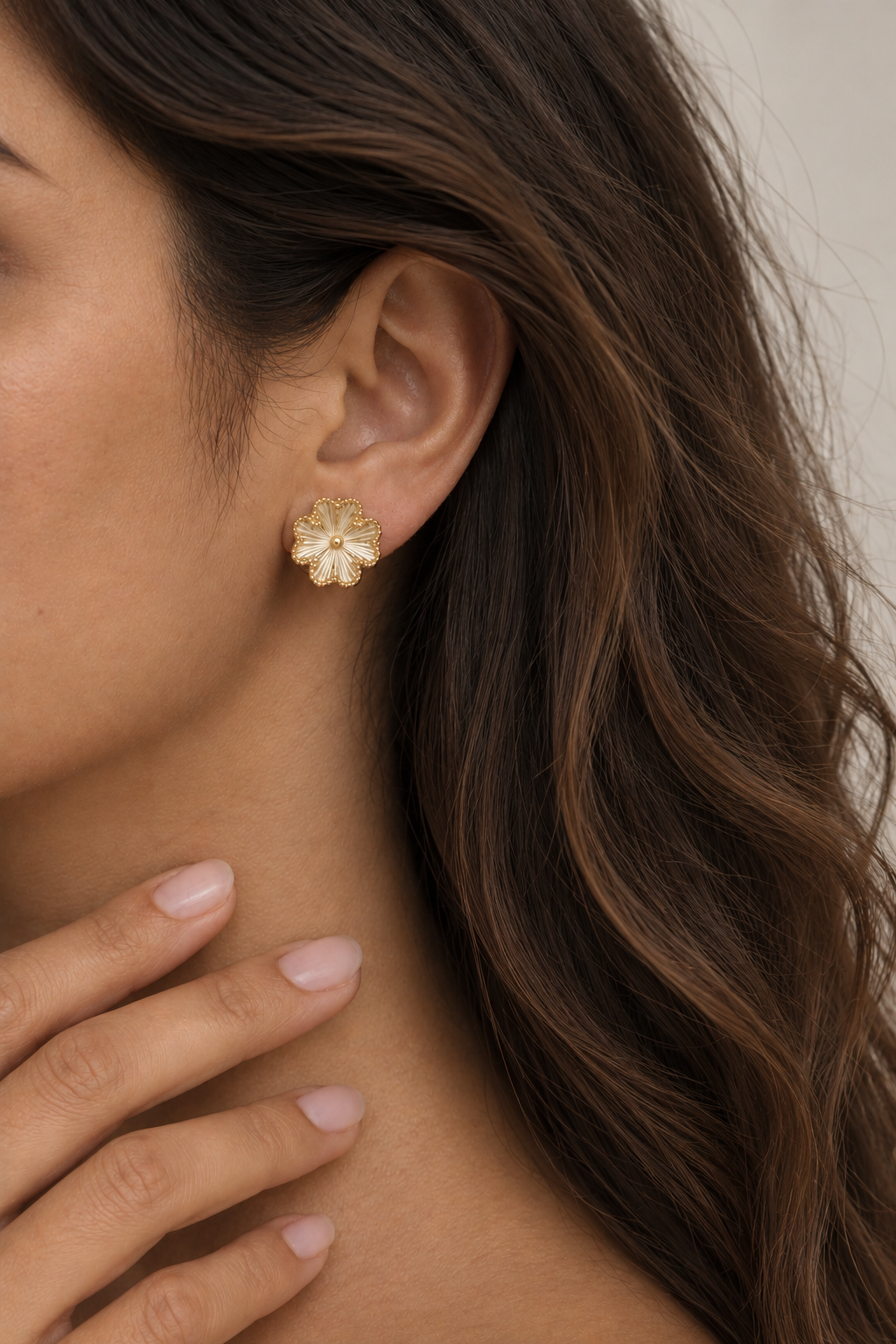 Ellie Studs