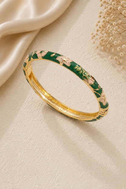 Eva Bangle