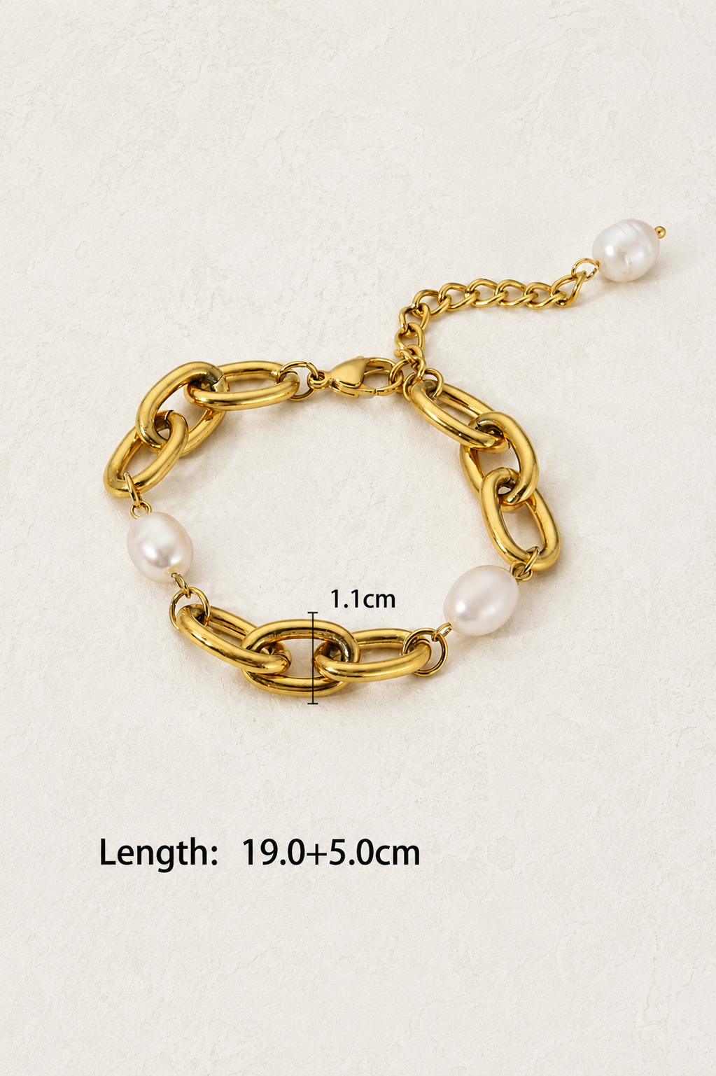 Aira Pearls Bracelet