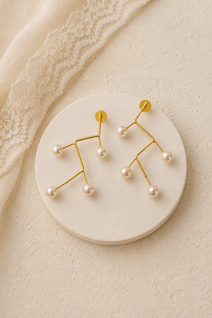 Victoria Pearl Earrings