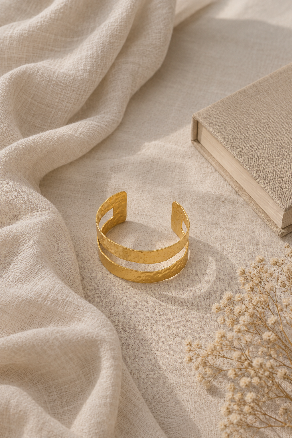 Zahra Cuff Bangle