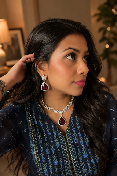 Aleya Set (Necklace + Earrings)