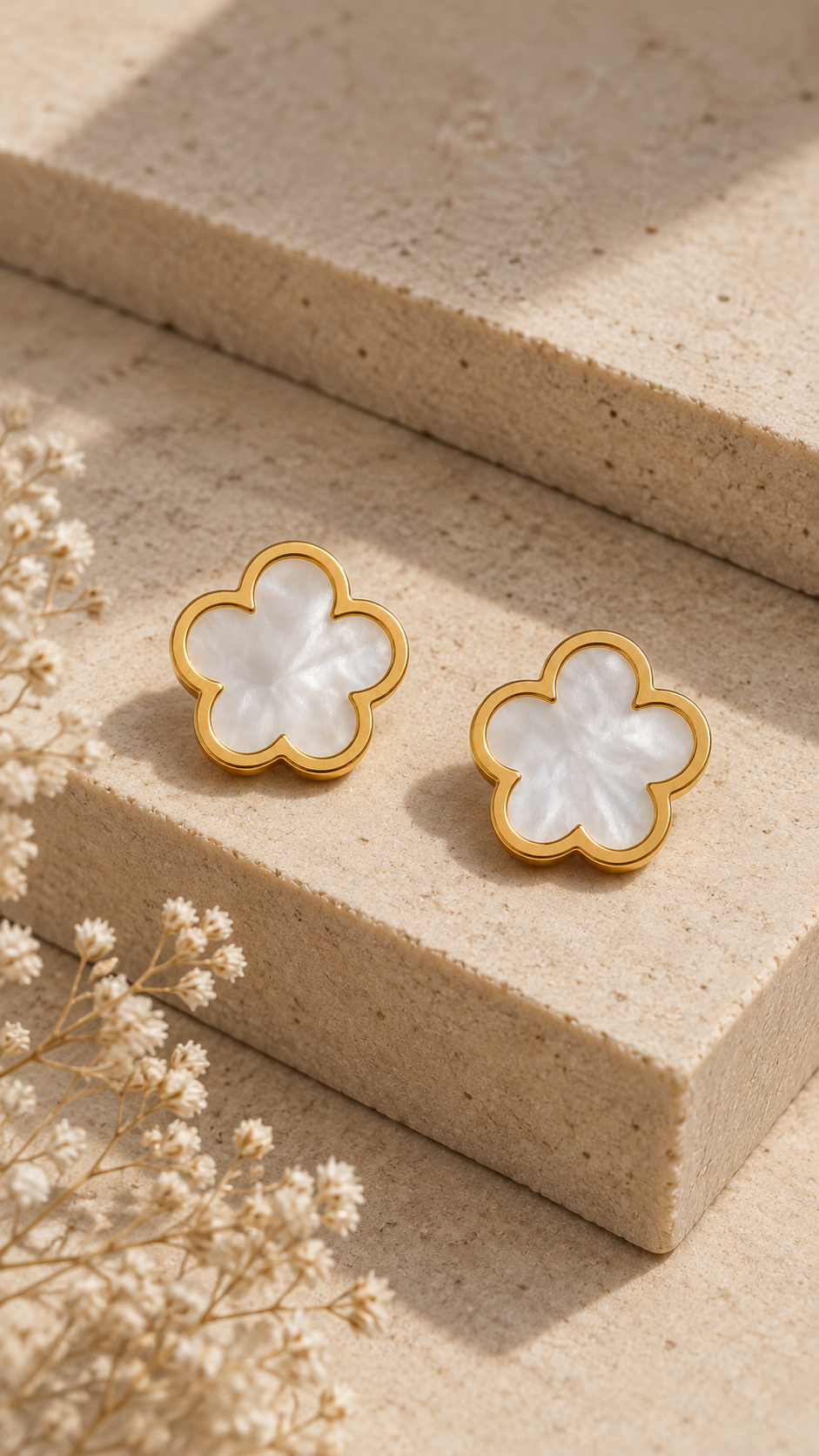 Clover Studs