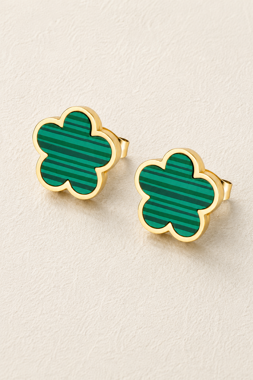 Elise Studs