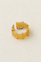 Irregular Geometric Ring