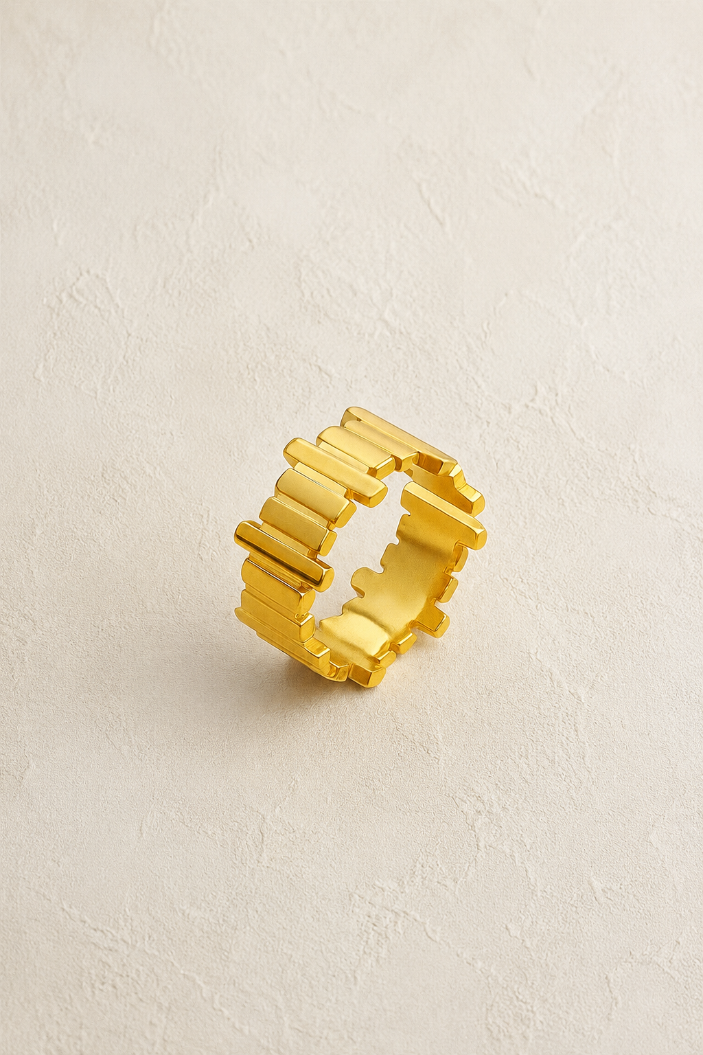 Irregular Geometric Ring