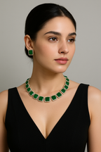 Maaia Set (Necklace with Earrings)
