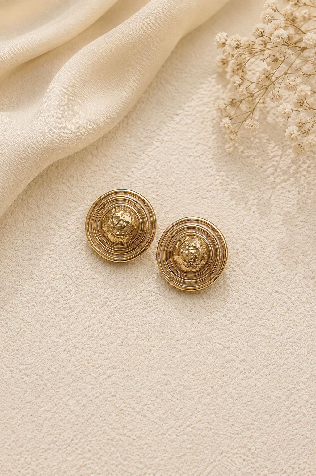 Myraa Textured Earrings